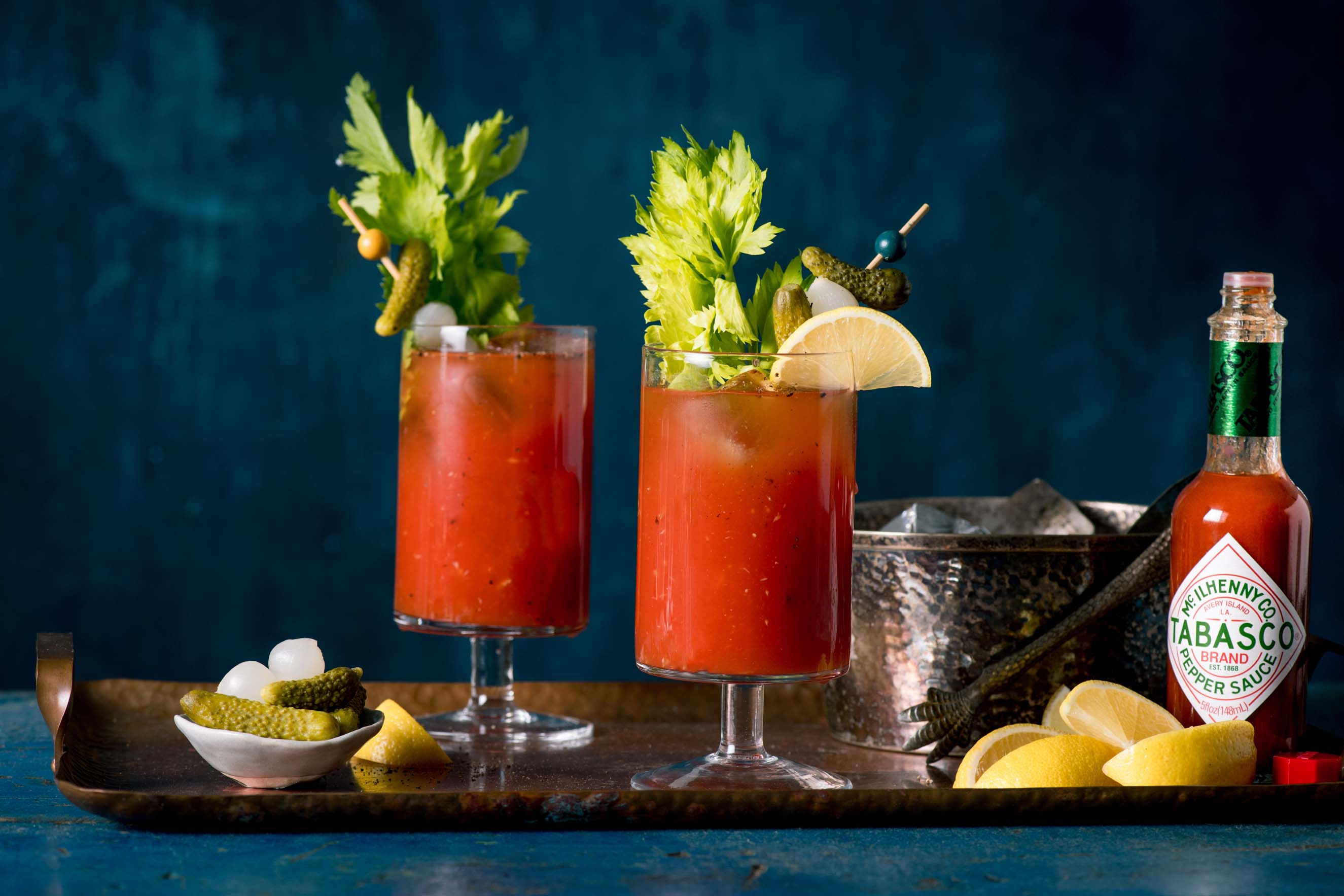 Bloody mary фото. Табаско напиток. Коктейль с Табаско.